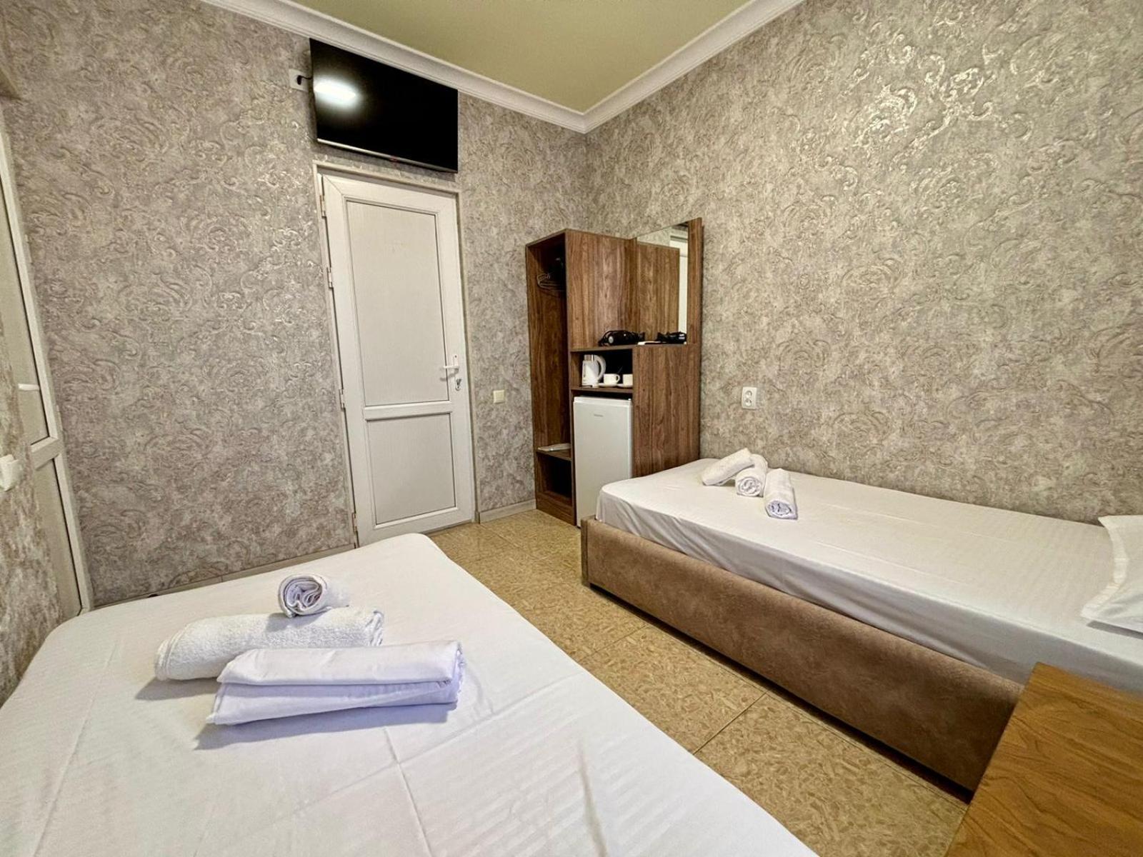 Styopa Hotel 耶烈万 外观 照片