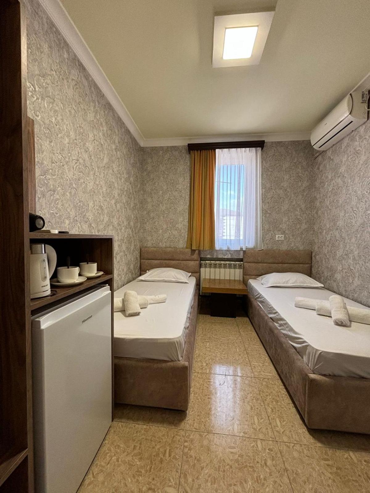 Styopa Hotel 耶烈万 外观 照片
