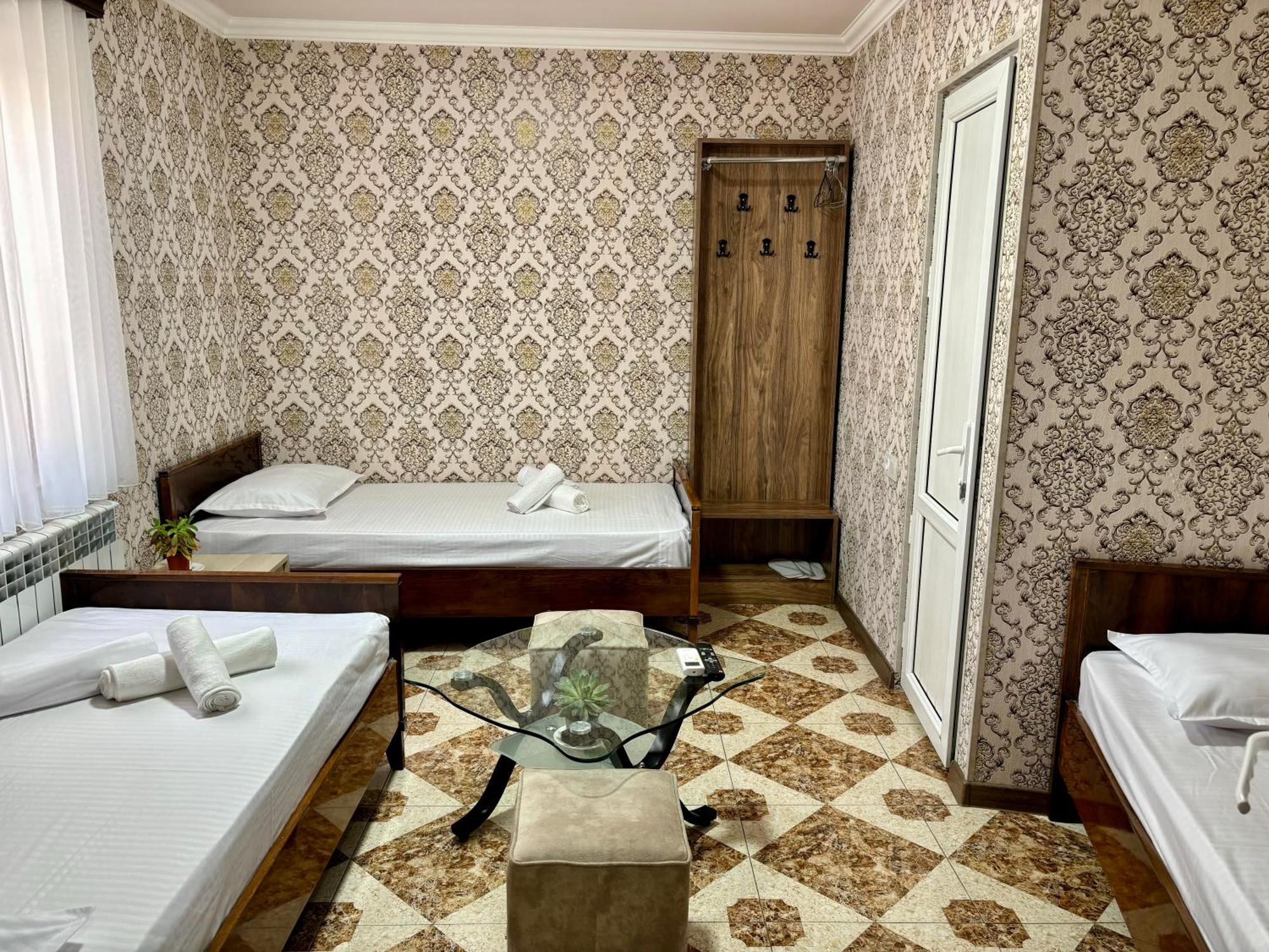 Styopa Hotel 耶烈万 外观 照片